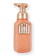 Pěnové mýdlo na ruce SNOWY PEACH BERRY 259 ml