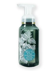 Mydło do rąk w piance WHITE TEA & SAGE 259 ml